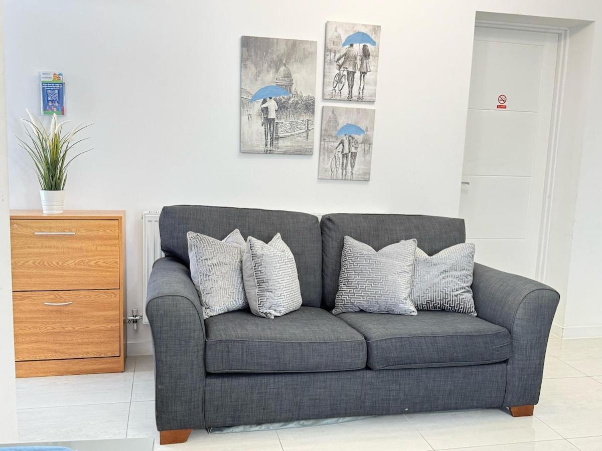 Walnut Luxurious 2-Bedroom With Ensuite - Parking, Netflix, Wifi - Close To Oxford, Bicester & Blenheim Palace 基德灵顿 外观 照片