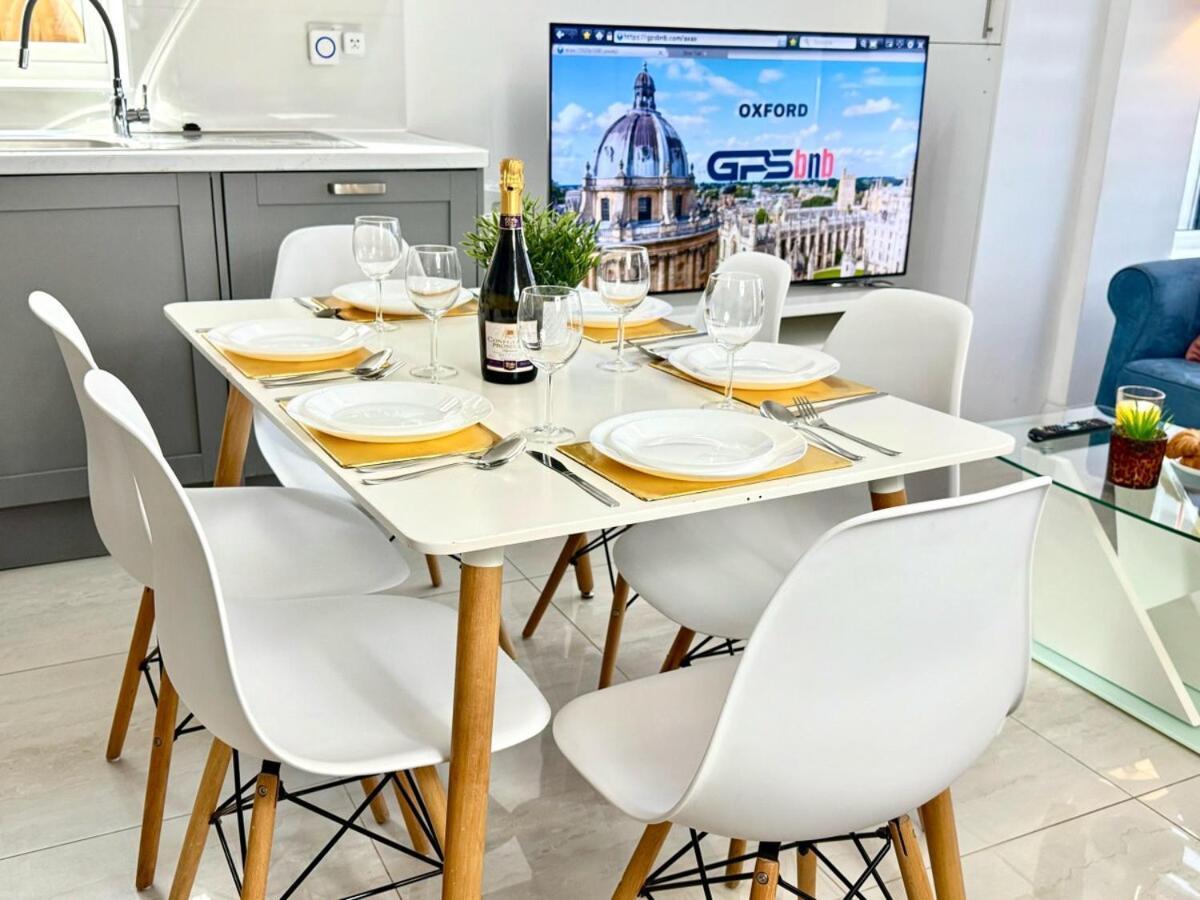 Walnut Luxurious 2-Bedroom With Ensuite - Parking, Netflix, Wifi - Close To Oxford, Bicester & Blenheim Palace 基德灵顿 外观 照片