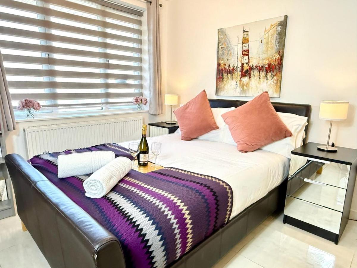 Walnut Luxurious 2-Bedroom With Ensuite - Parking, Netflix, Wifi - Close To Oxford, Bicester & Blenheim Palace 基德灵顿 外观 照片